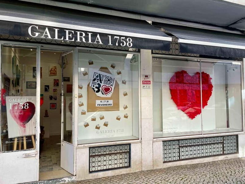 Lisbon: Painting Class in an Art Gallery - Authenticity and Quality