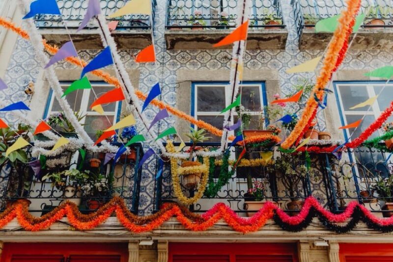 Lisbon Panorama Tour: Electric Tuk Tuk | Professional Guide - Authentic Experiences and Insider Tips