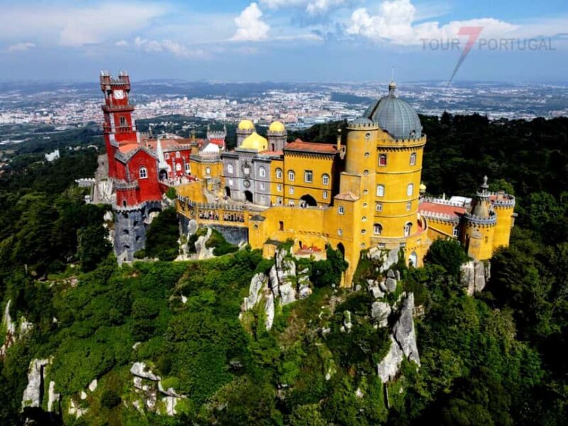 Lisbon: Pena Palace, Qta Regaleira, Moorish Castle & Cascais - Why This Tour Is a Great Choice