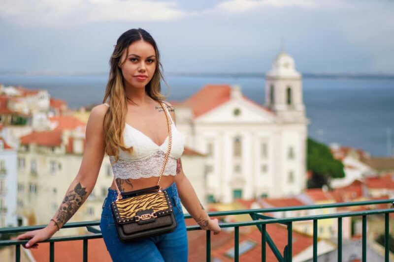 Lisbon: Photoshoot in Alfama | Santa Luzia and Portas do Sol - Who is This Photoshoot Best Suited For?
