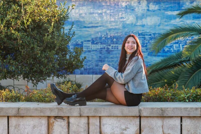 Lisbon: Photoshoot in Alfama | Santa Luzia and Portas do Sol - The Sum Up