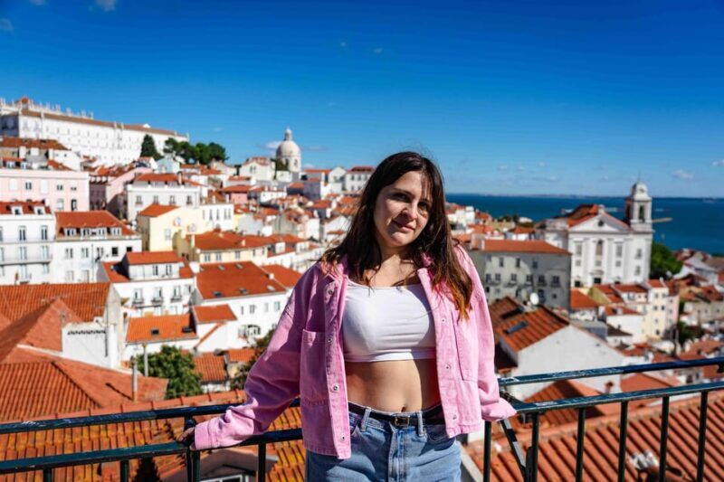 Lisbon PhotoWalks: Iconic Spots, Stunning Photos - What’s Included & What’s Not