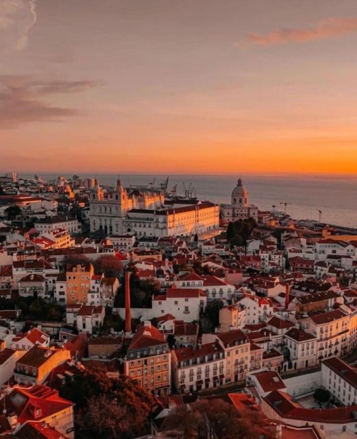 Lisbon: Private 4 hours city highlights tour by TukTuk - Lisbon: Private 4 Hours City Highlights Tour by TukTuk