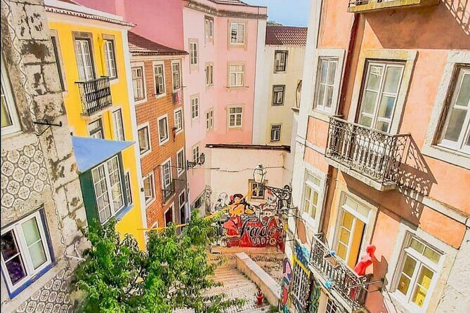 Lisbon Private 6h Customizable Tour with Transportation - Whats Included & What Not