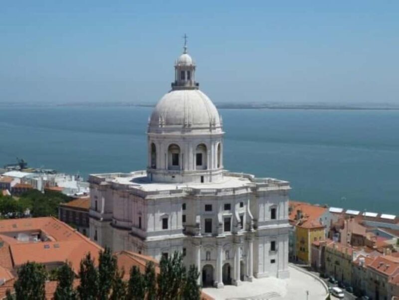 Lisbon Private City Tour Half Day - Key Points