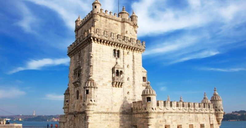 Lisbon: Private Half-Day Tour with Hotel Pickup - Transportation and Comfort