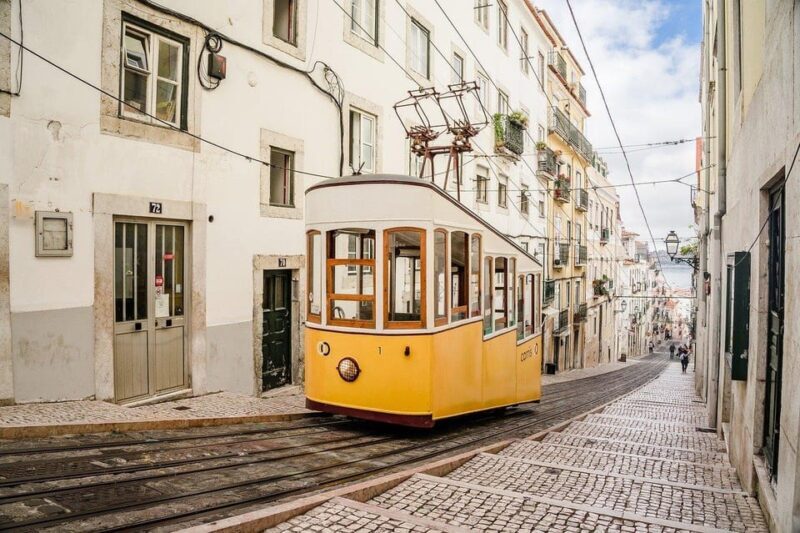 Lisbon Private Luxury City Tour - Key Points