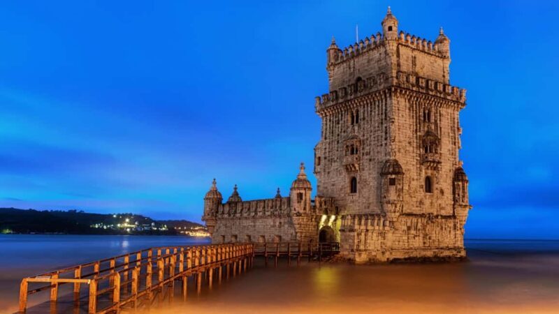 Lisbon: Private Luxury Tour to Belém, Cristo Rei and Alfama. - The Experience in Detail