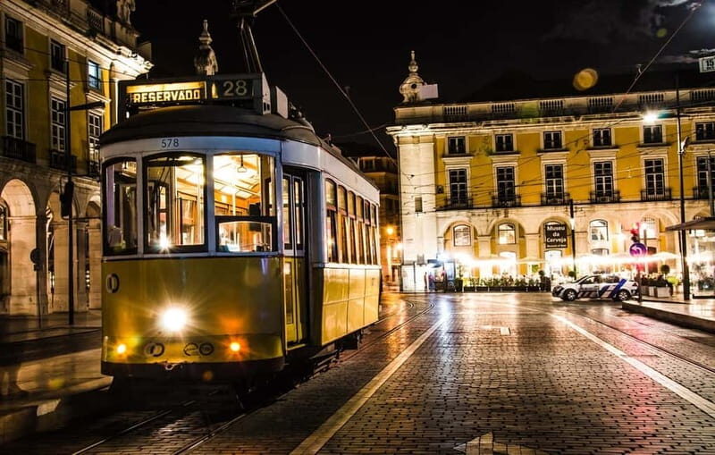 Lisbon: Private Night Tour with Fado Dinner Show - The Itinerary Breakdown: What to Expect