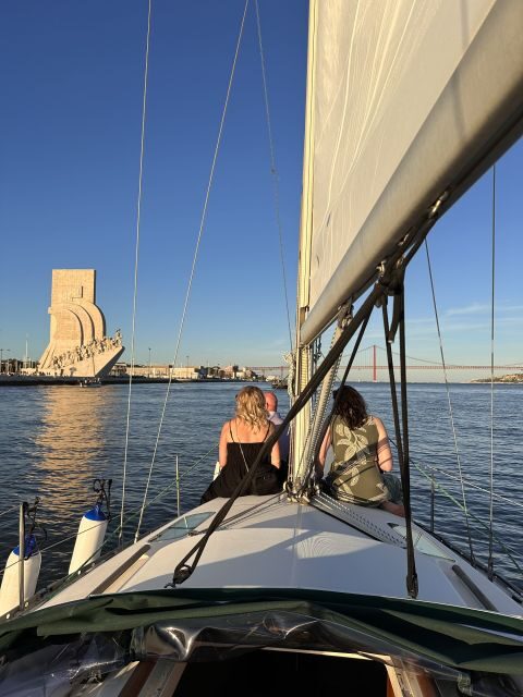 Lisbon: Private sailboat tours on Tagus River - Key Points
