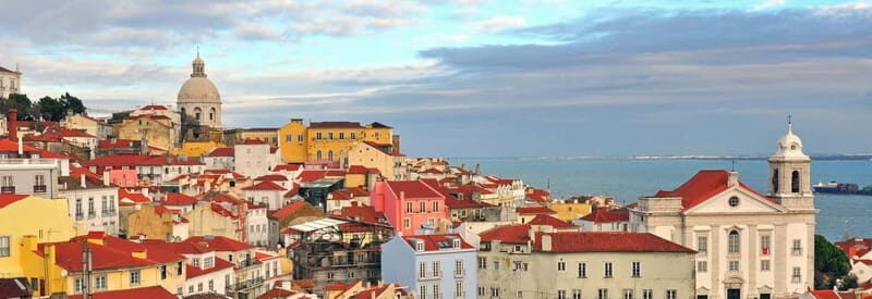 Lisbon: Private Tour in a Piaggio Ape Calessino - Exploring Lisbon in Style