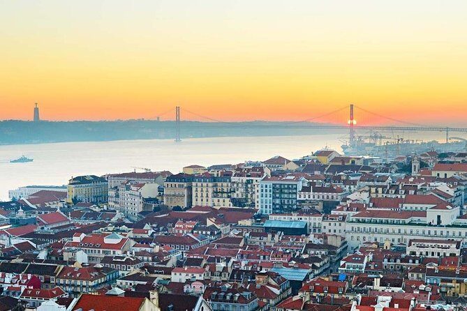 Lisbon Private transfer to Seville with Optional Evora stop - The Value of a Private Transfer