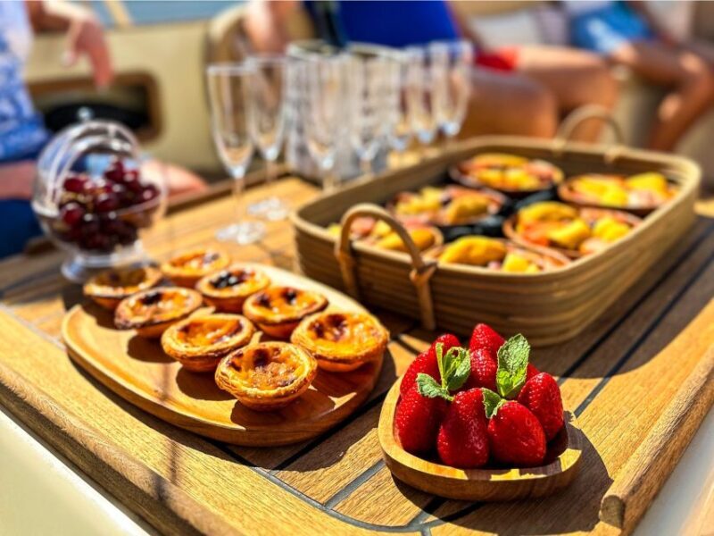 Lisbon: Relax in the Waves - Open Bar and Snacks at Sunset - FAQ