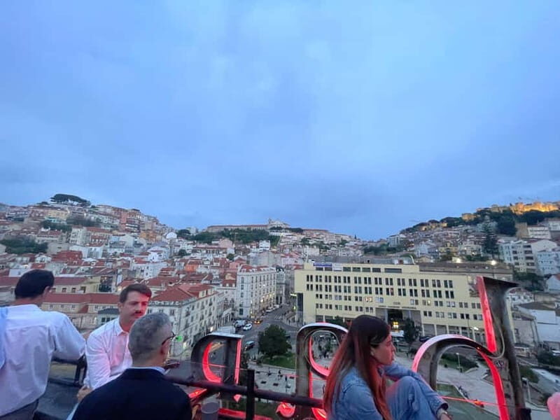 Lisbon : Rooftop Revelry: Sky Tour with 6 Rooftops & Drinks - The Sum Up