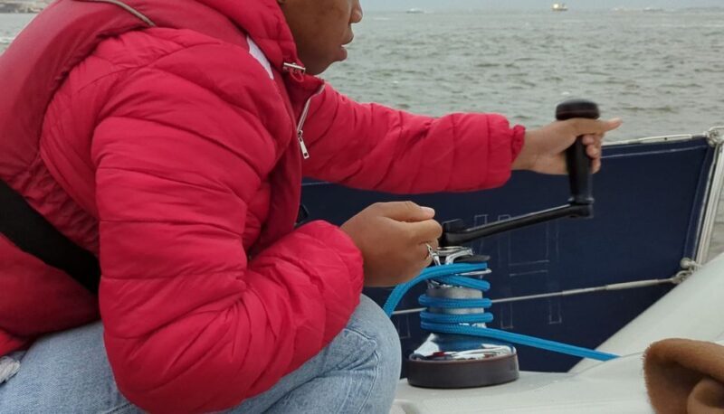 Lisbon: Sailing Initiation - 2 or 4 hours - Key Points