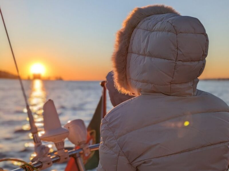 Lisbon: Scenic Day & Sunset Boat Tour with a Drink - Who Should Book This Tour?