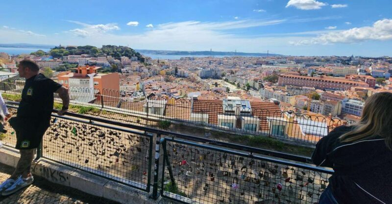 Lisbon - See the most important things in 8 hours. - A Deep Dive into Lisbon in a Day