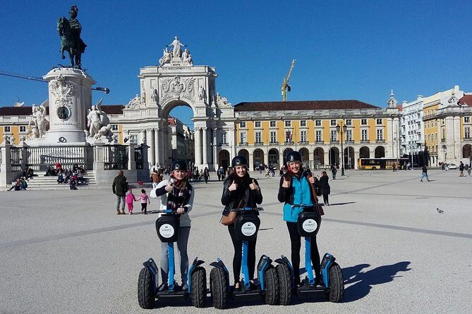 Lisbon Segway 1.5-Hour Private Tour: Bairro do Castelo, Mouraria - Exploring Lisbon on a Segway: What to Expect