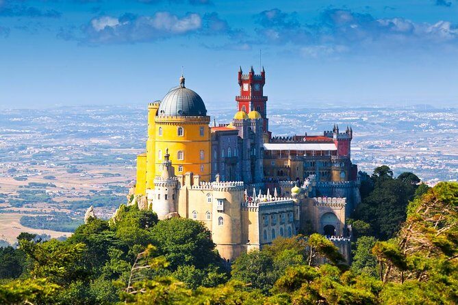 Lisbon Shore Excursion: Private Day Trip to Sintra, Cascais and Estoril - Key Points
