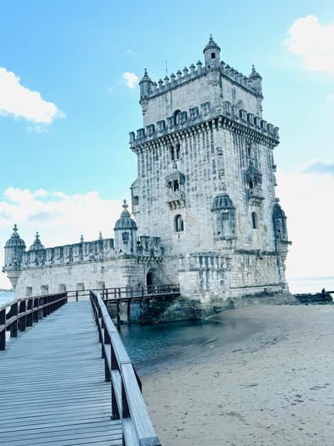 Lisbon: Sintra ,Cabo de Roca & Cascais sunset Full day tour - Key Points