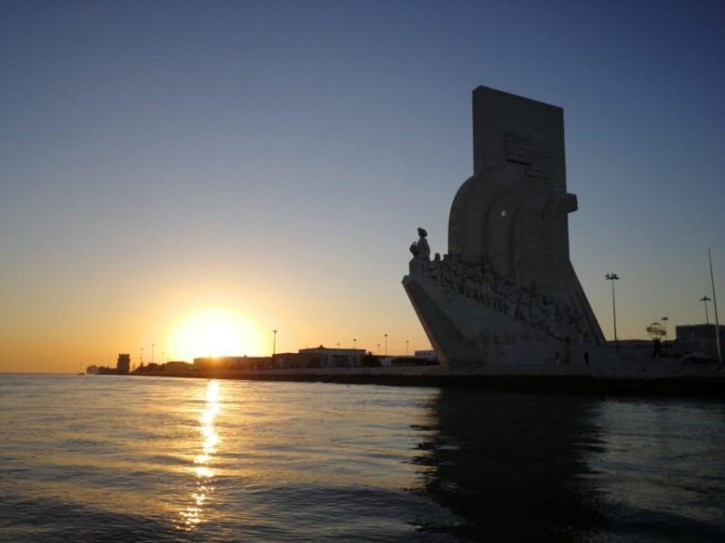 Lisbon Speedboat Sunset with Monuments Sightseeing - Key Points