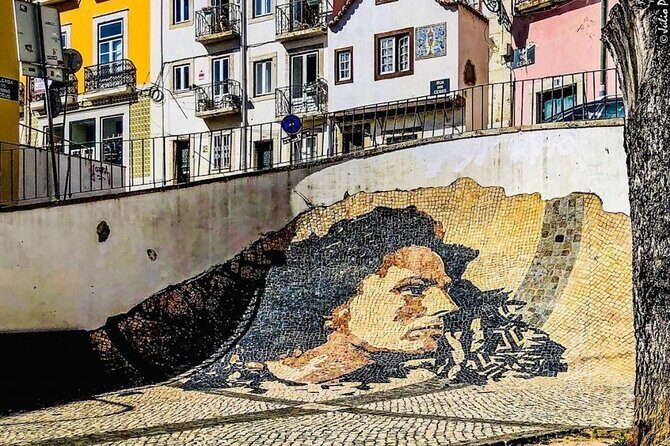 Lisbon Street Art - Private Guided Tour in a Electric Tuk Tuk - A Close Look at the Experience