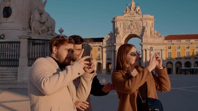 Lisbon: Sunrise Walking Tour Before the Crowds - The Allure of a Dawn Tour in Lisbon