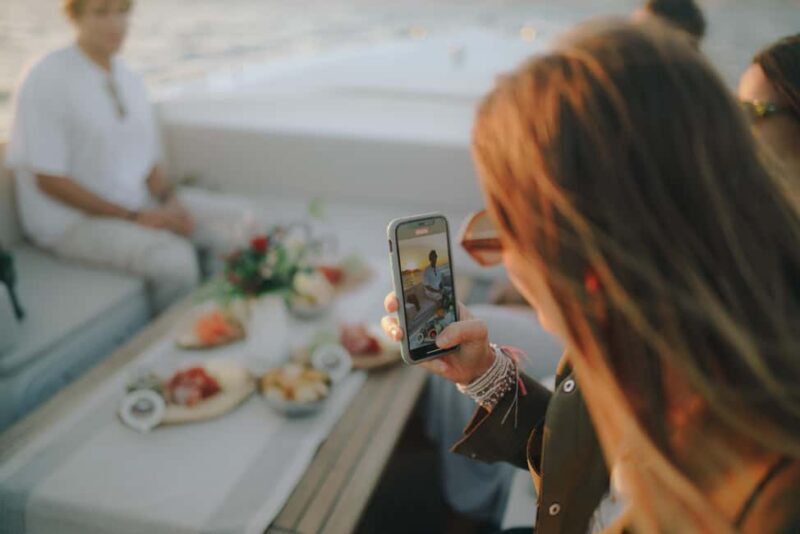 Lisbon Sunset Boat Tour with local Snacks & Drinks - Who Should Book This Tour?