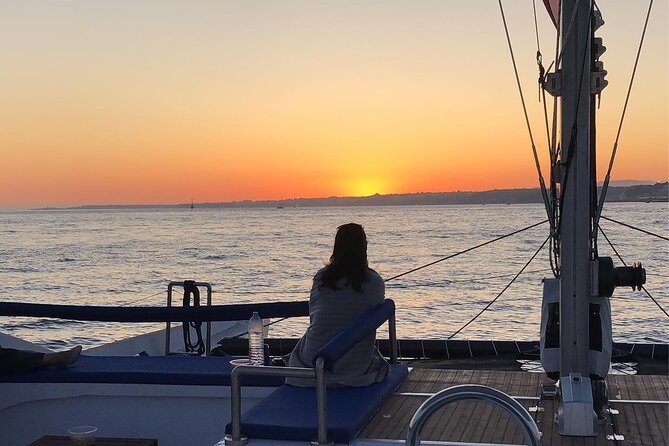 Lisbon Sunset Catamaran Cruise on the Tagus River - A Deep Dive into the Experience