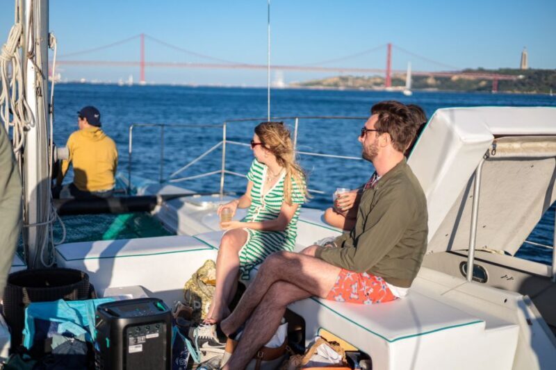 Lisbon: Sunset Catamaran Tour with Music and Drink - Key Points