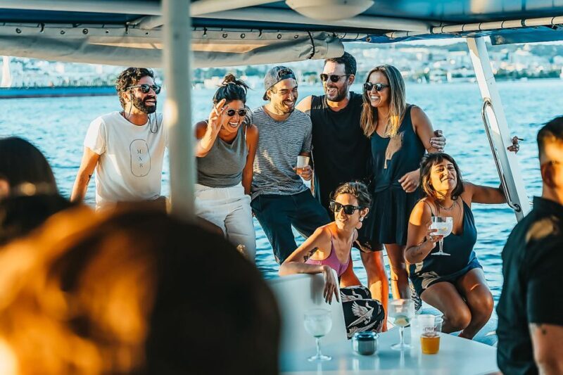 Lisbon: Sunset Catamaran Tour with Music and Drink - FAQ