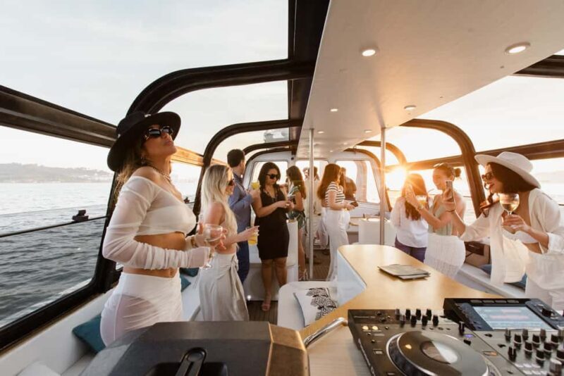 Lisbon: Sunset DJ Party with Luxury Boat, Pizza, & Open Bar - Final Thoughts
