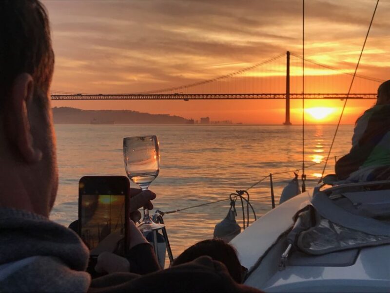 Lisbon: Sunset Sailing Cruise with Wine - Practical Tips for Your Cruise