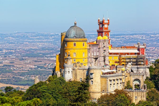 Lisbon Super Saver: 2-Day Sintra, Cascais, Fatima, Nazare and Obidos Small-Group Day Trips - Transportation and Group Size
