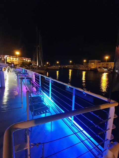 Lisbon: Tagus River Sunset Tour with Snacks and Drink - Who Will Love This Tour?