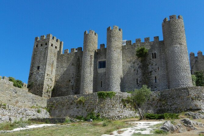 Lisbon to Fatima Obidos Nazare Private Tour - Óbidos: Step Back in Time