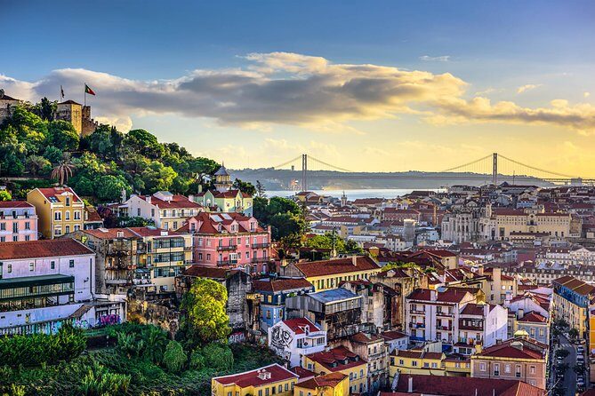 Lisbon to Porto Up to 4 Stops: Obidos, Nazare, Fatima & Aveiro - In-Depth Look at the Itinerary and Stops