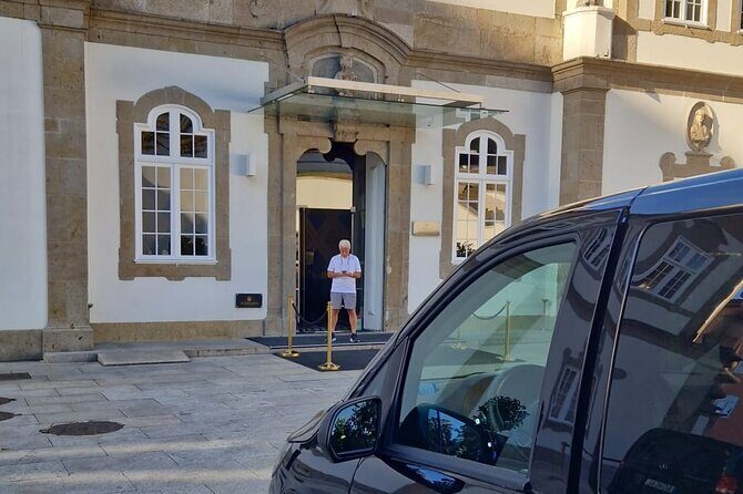 Lisbon to Porto with stops Obidos Nazare Fatima Coimbra Aveiro - Who should consider this tour?