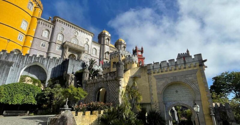 Lisbon: Tour to Sintra, Cabo da Roca and Cascais - Exploring Portugal’s Coastal and Cultural Gems: Lisbon’s Tour to Sintra, Cabo da Roca, and Cascais