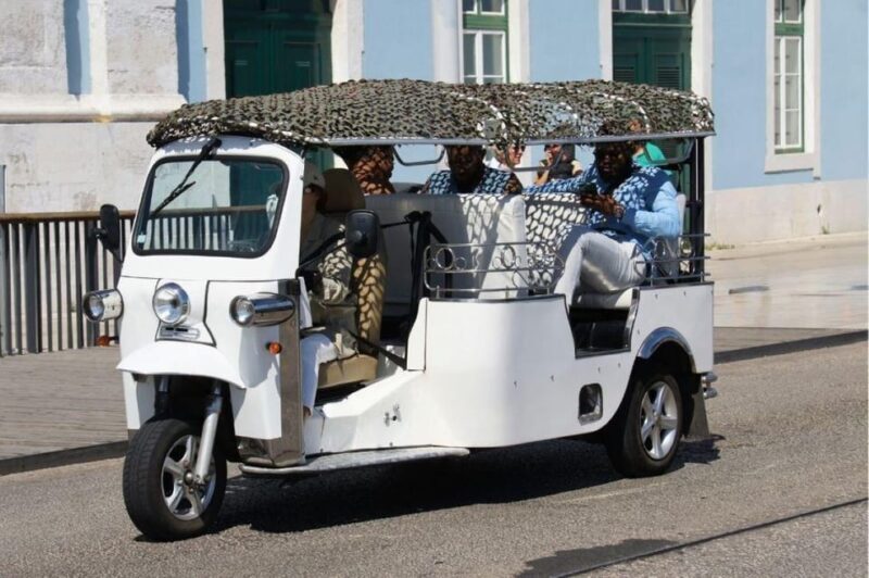 Lisbon: Tuk Tuk tour, Cascais tour, and Dinner all in one - An In-Depth Look at What to Expect