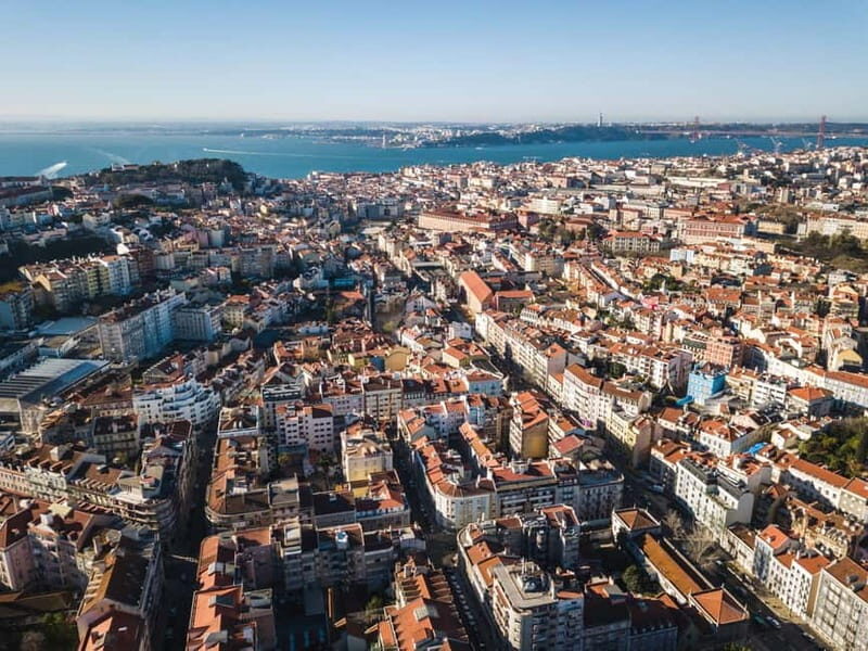 Lisbon: Walking Tour in Chinese - The Sum Up
