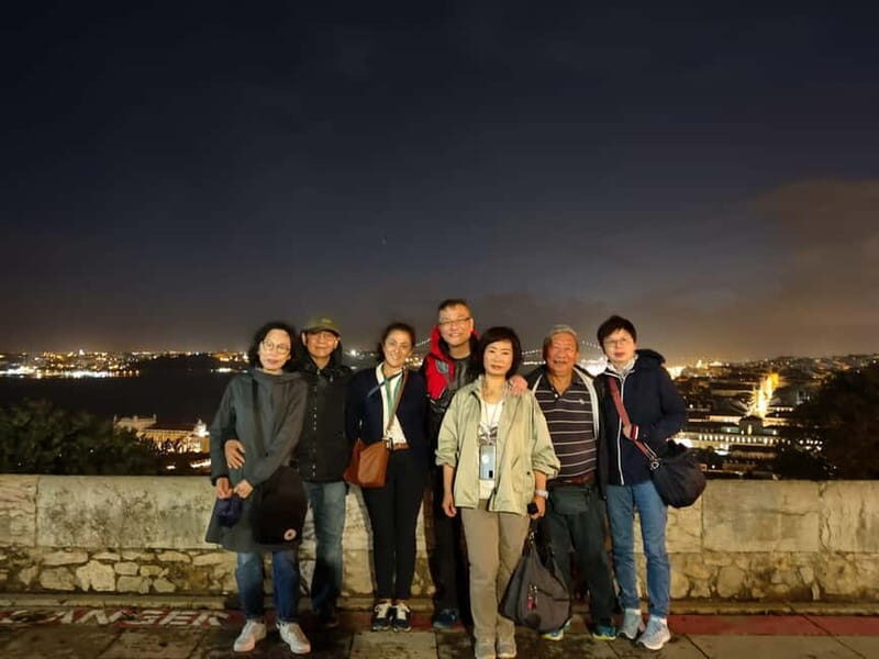 Lisbon: Walking Tour & Local Pastry - Explore Lisbon Through a Guided Walk and Tasty Pastries