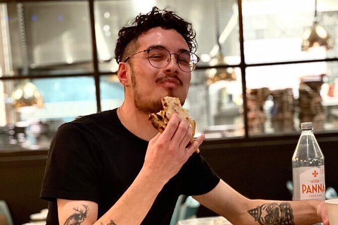 Little Italy Booze and Bar Bites - An In-Depth Look at the Little Italy Booze and Bar Bites Tour