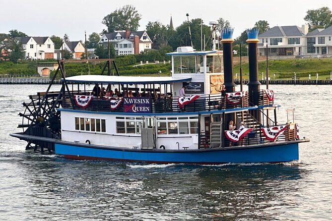 Live Music Sunset Cruise with Classic Boat Rides and Anchor Jam - Key Points: