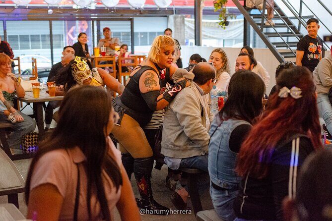 Live the Fight together with a Tacos and Tequila Fighter and more - Is It Worth the Price?