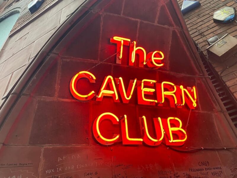 Liverpool: 2-hour Best of the Beatles Highlights Taxi Tour - Key Points