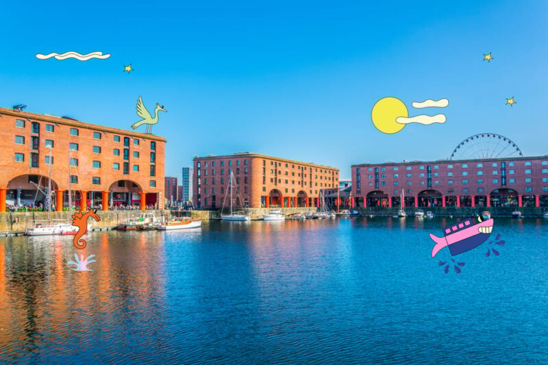Liverpool: Amphibious Tour and Royal Albert Dock Splashdown - Who Will Love This Tour?