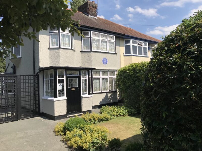 Liverpool: Total Beatles Car Tour Casbah & Cavern Clubs - An In-Depth Look at the Liverpool Beatles Tour