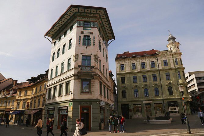 Ljubljana and Bled Small Group Tour from Zagreb with guide - FAQ