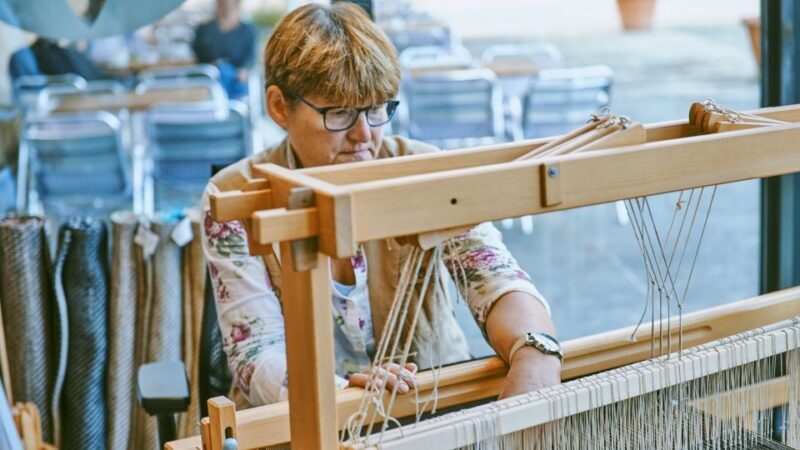 Ljubljana: Interactive Workshop with Experienced Weaver - Who Would Enjoy This Experience?